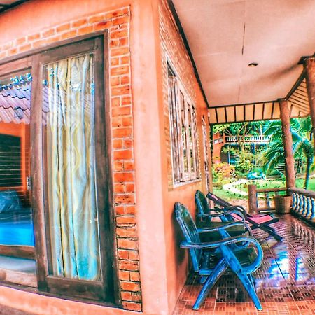 Chomjan Resort Đảo Ko Phayam Ngoại thất bức ảnh