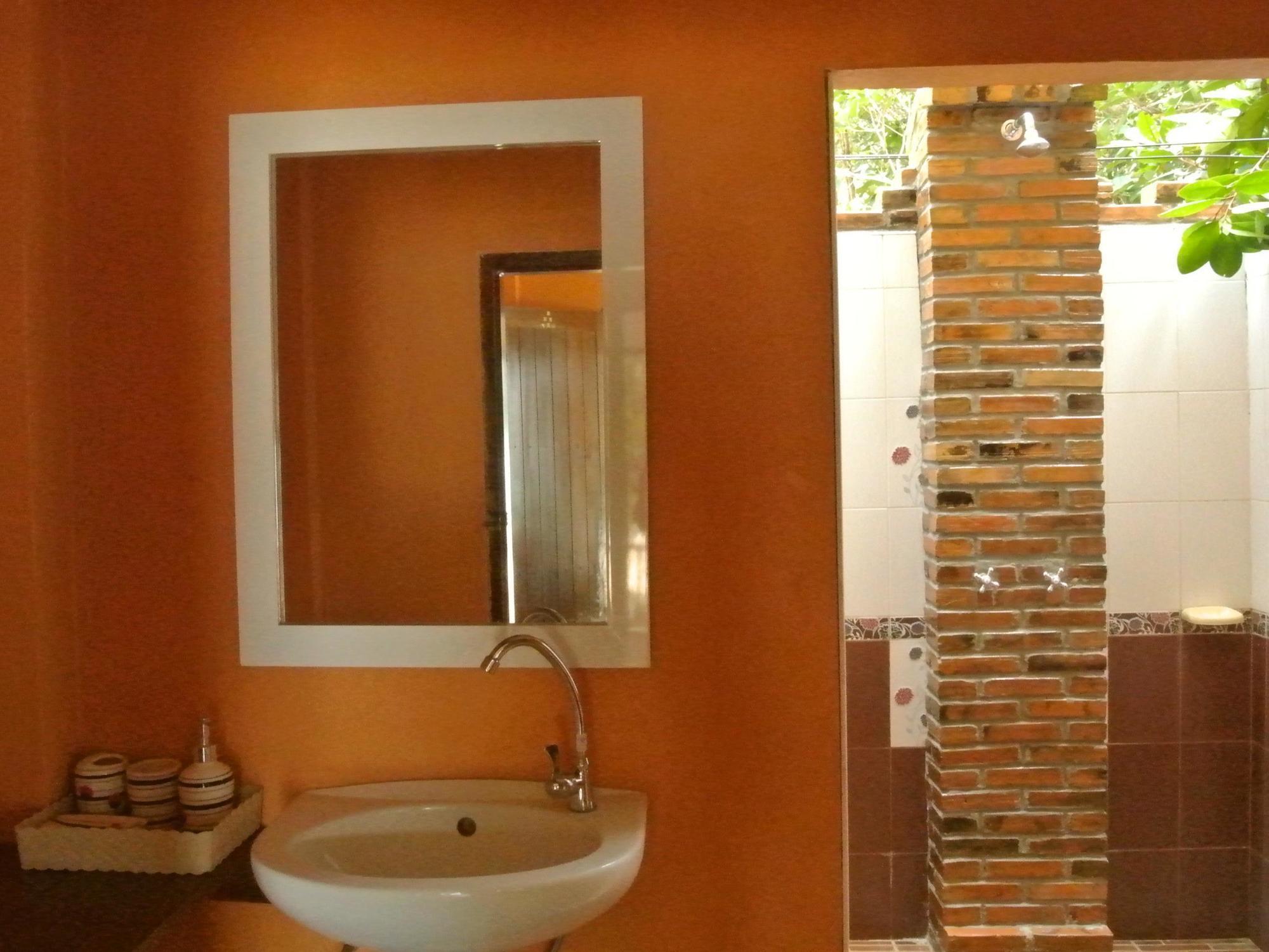 Chomjan Resort Đảo Ko Phayam Ngoại thất bức ảnh