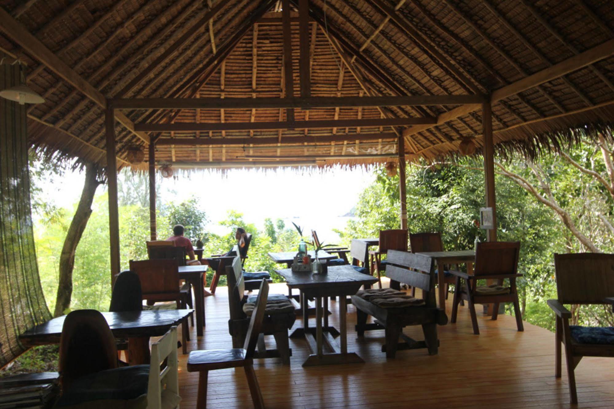 Chomjan Resort Đảo Ko Phayam Ngoại thất bức ảnh